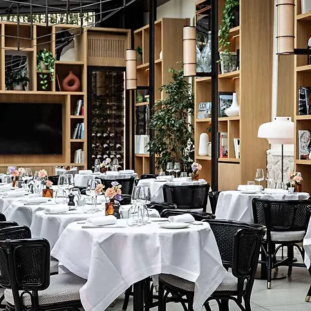 Hotel Domaine Reine Margot Paris - - Mgallery Collection