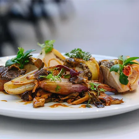 Domaine Reine Margot Paris - - Mgallery Collection Hotel